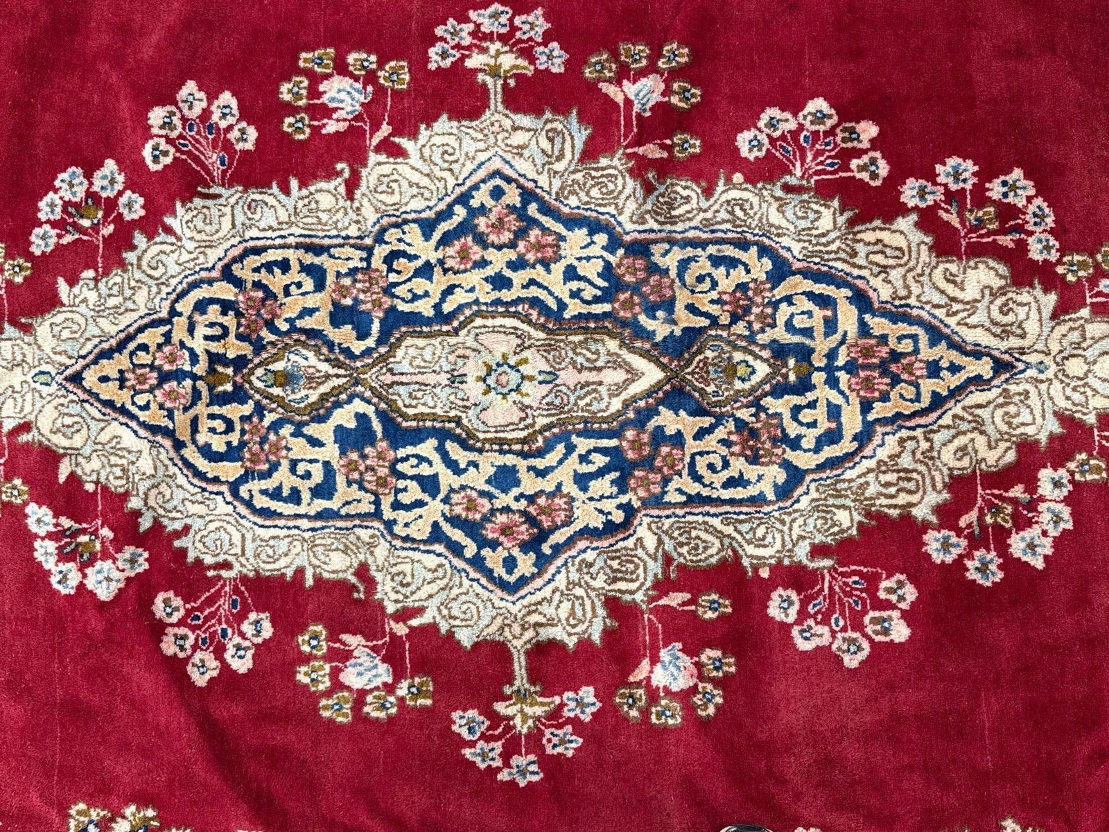 room size rug 14'1" x 9'4" - 3