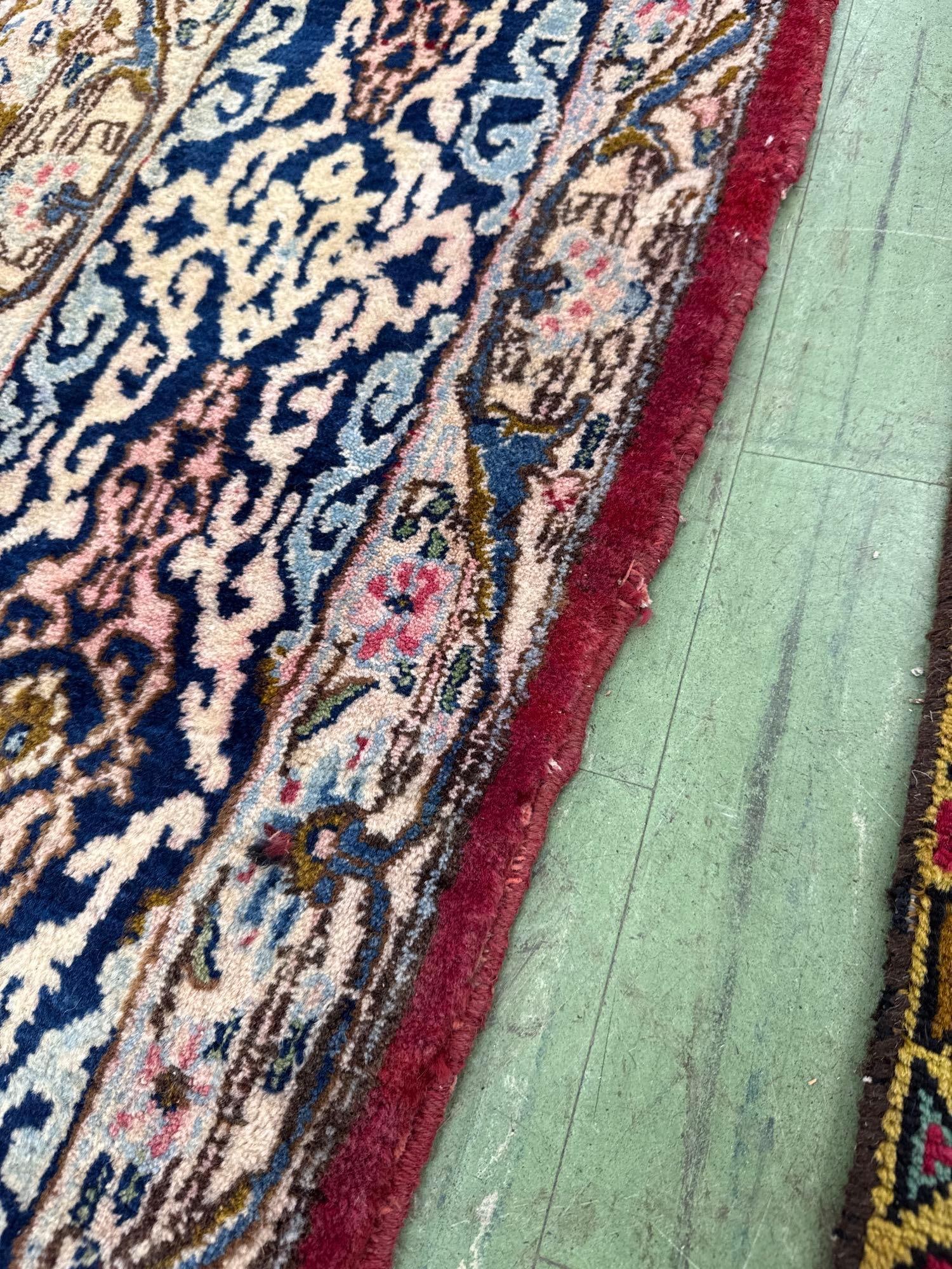 room size rug 14'1" x 9'4" - 9