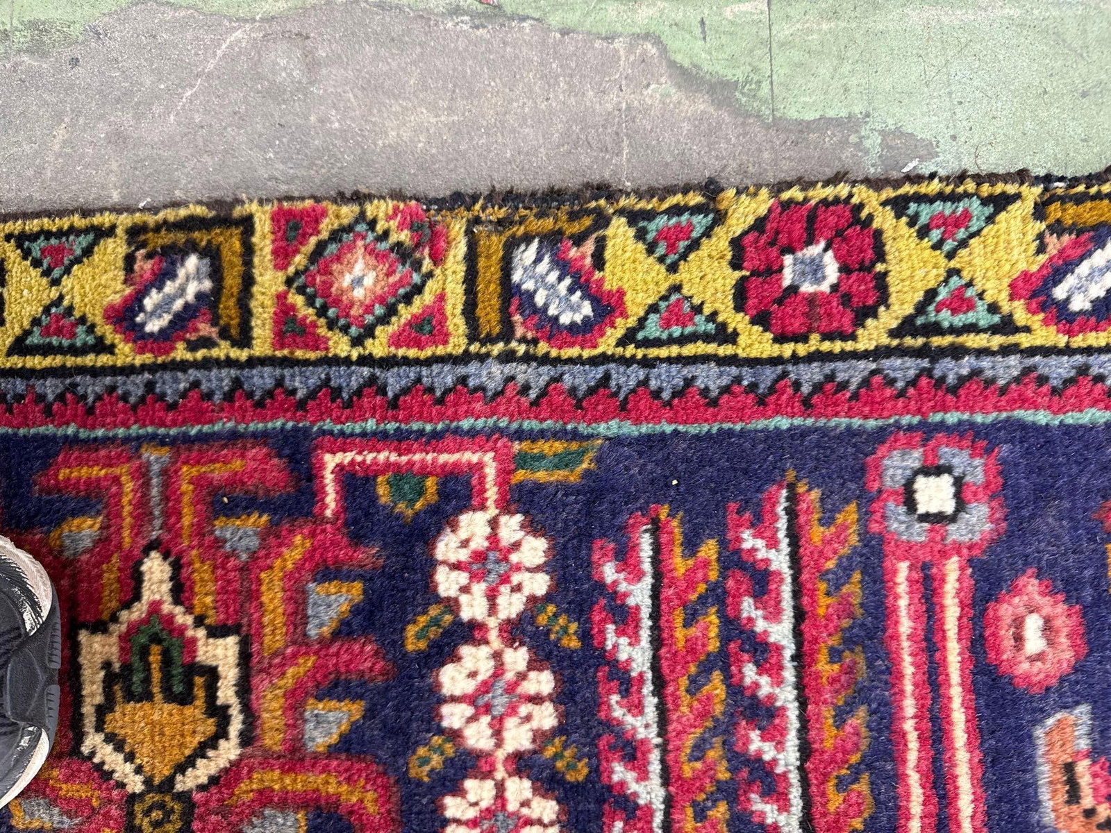 room size rug 13' x 9'2" - 10