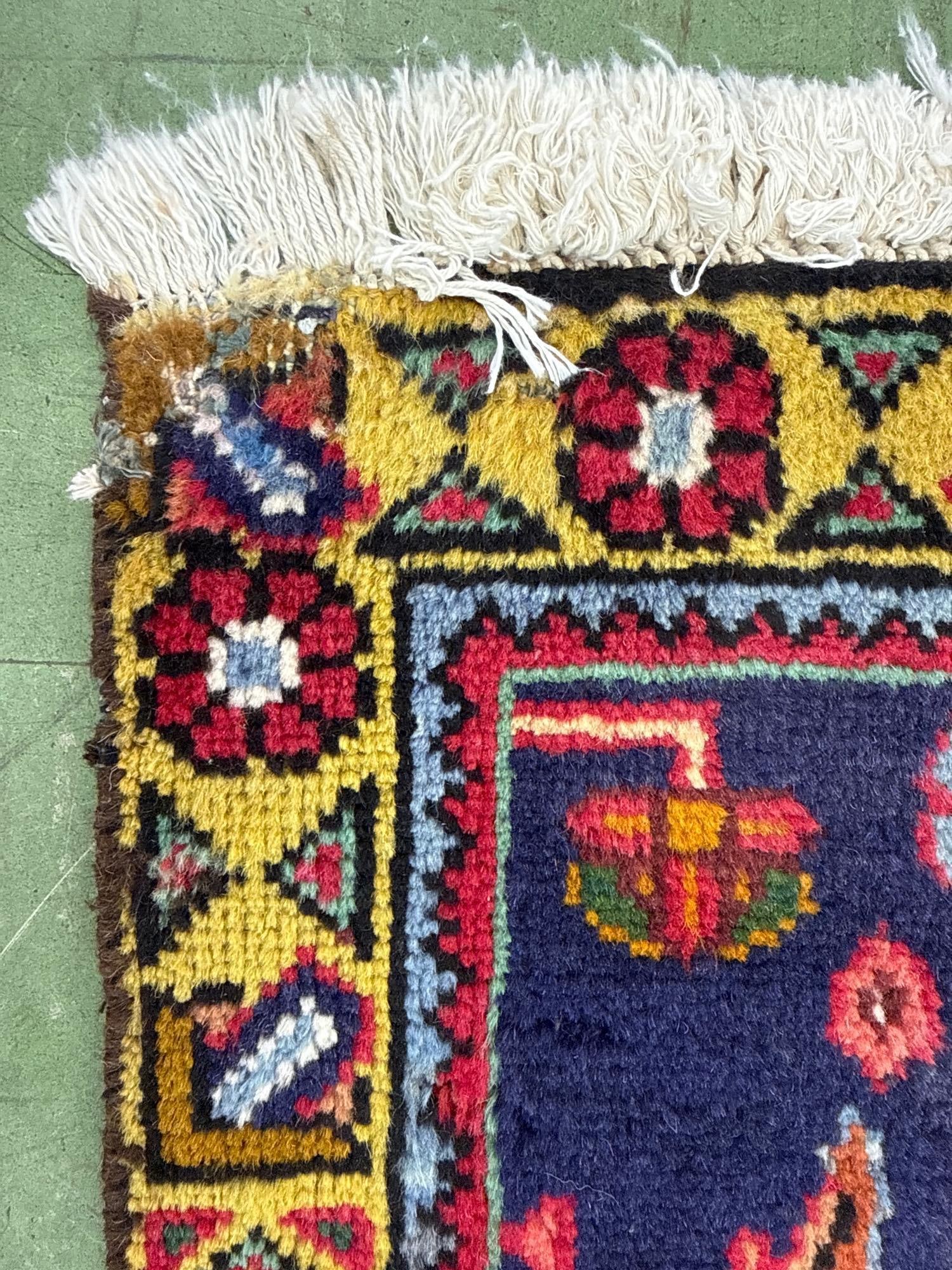 room size rug 13' x 9'2" - 8