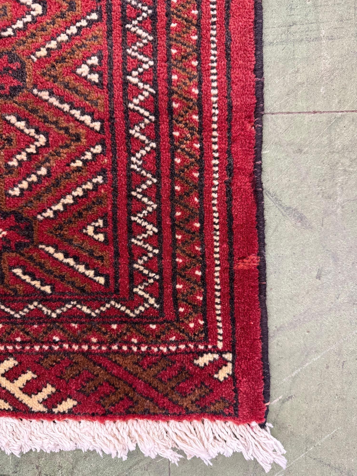 room size Bokhara rug 9'9" x 6'7" - 8