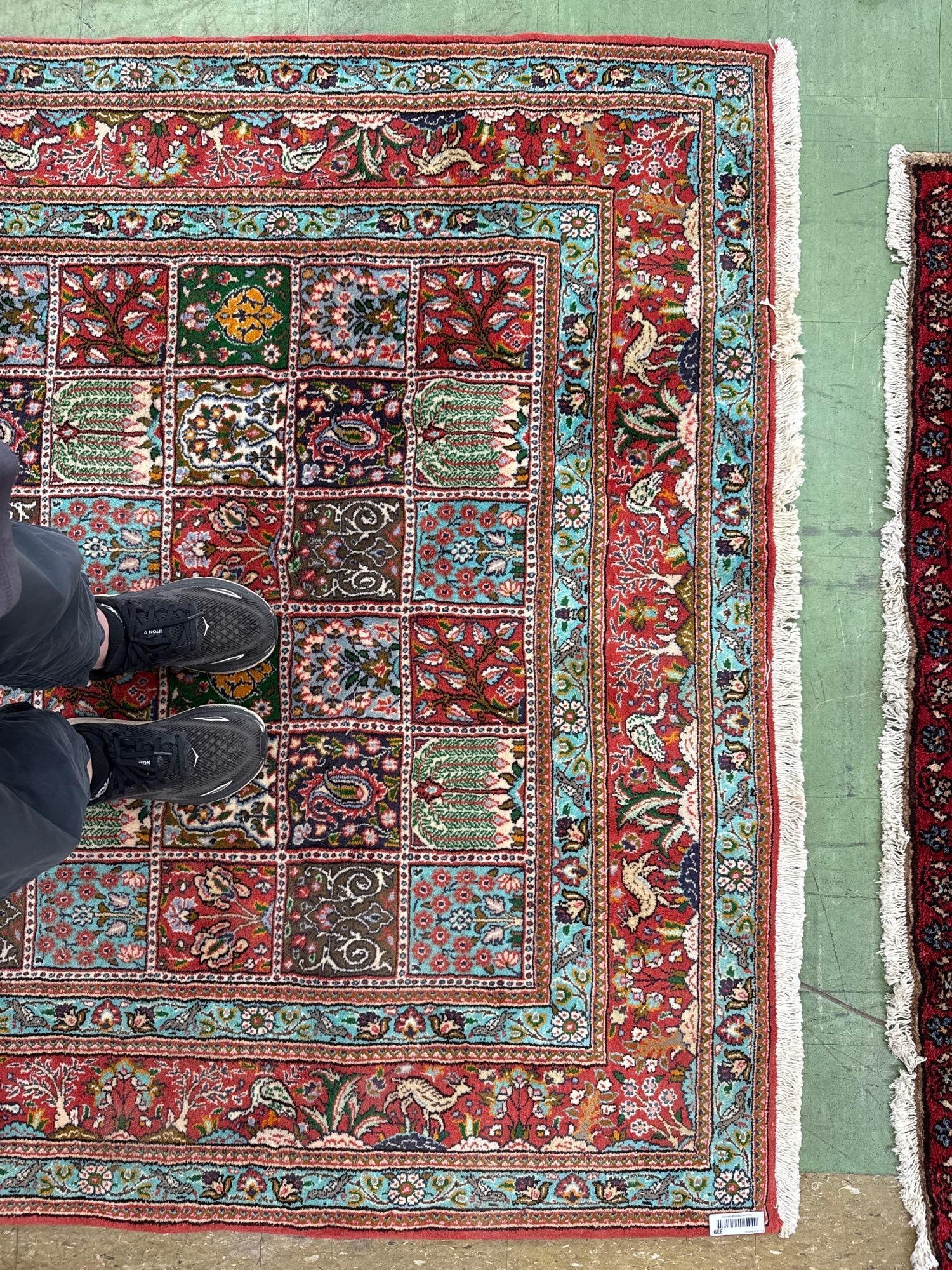 Area rug - 8'6" X 5' - 5