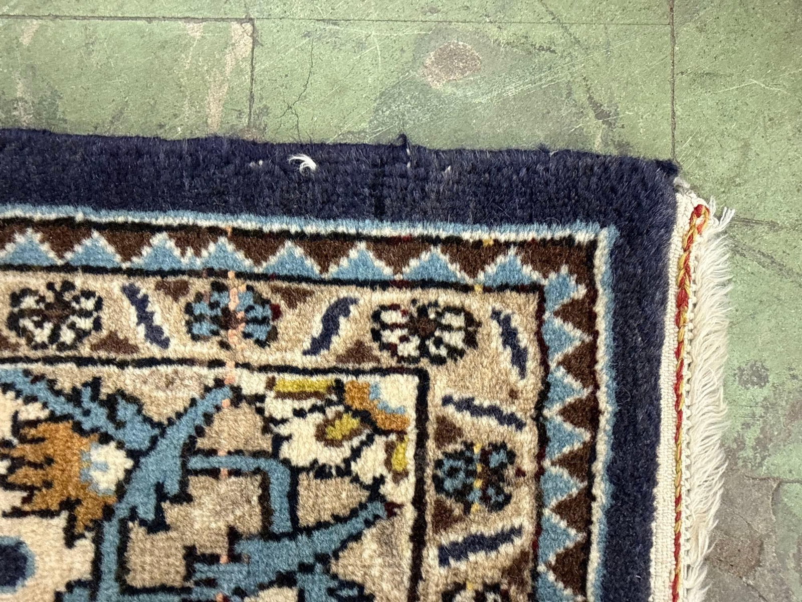 prayer rug - 2'9" X 4'1" - 5