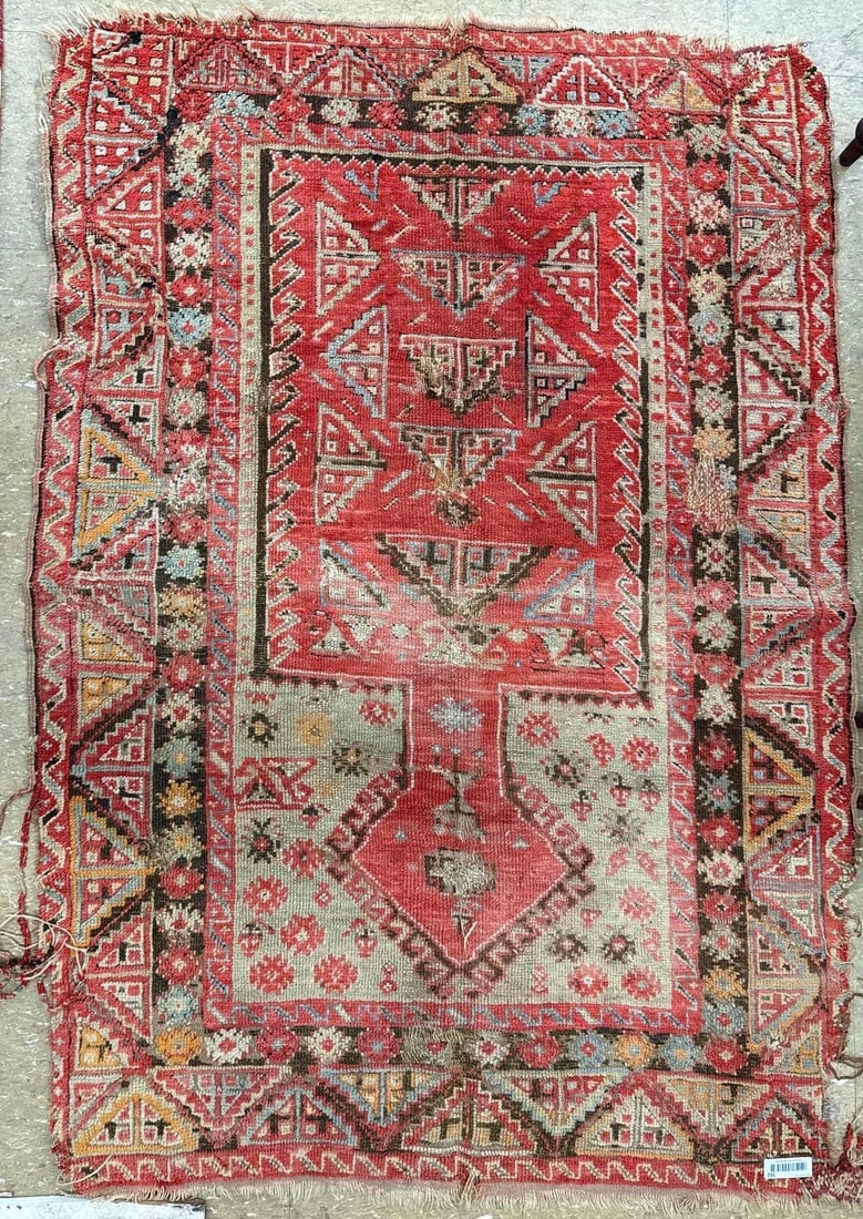 prayer rug - 3'6" X 5'4": Wool,