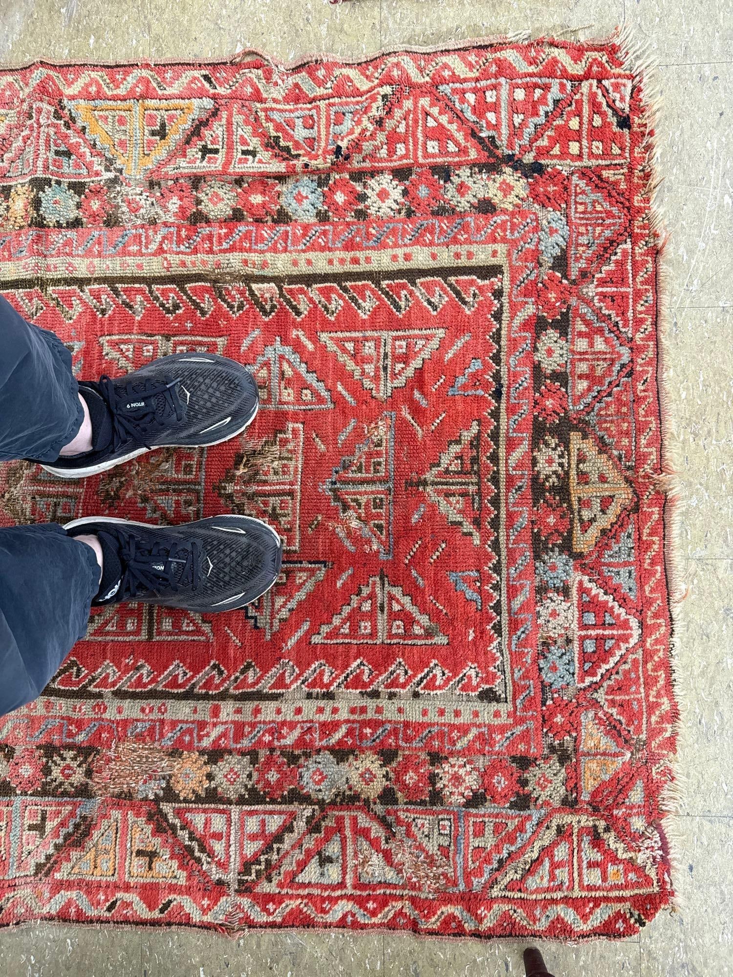 prayer rug - 3'6" X 5'4" - 4
