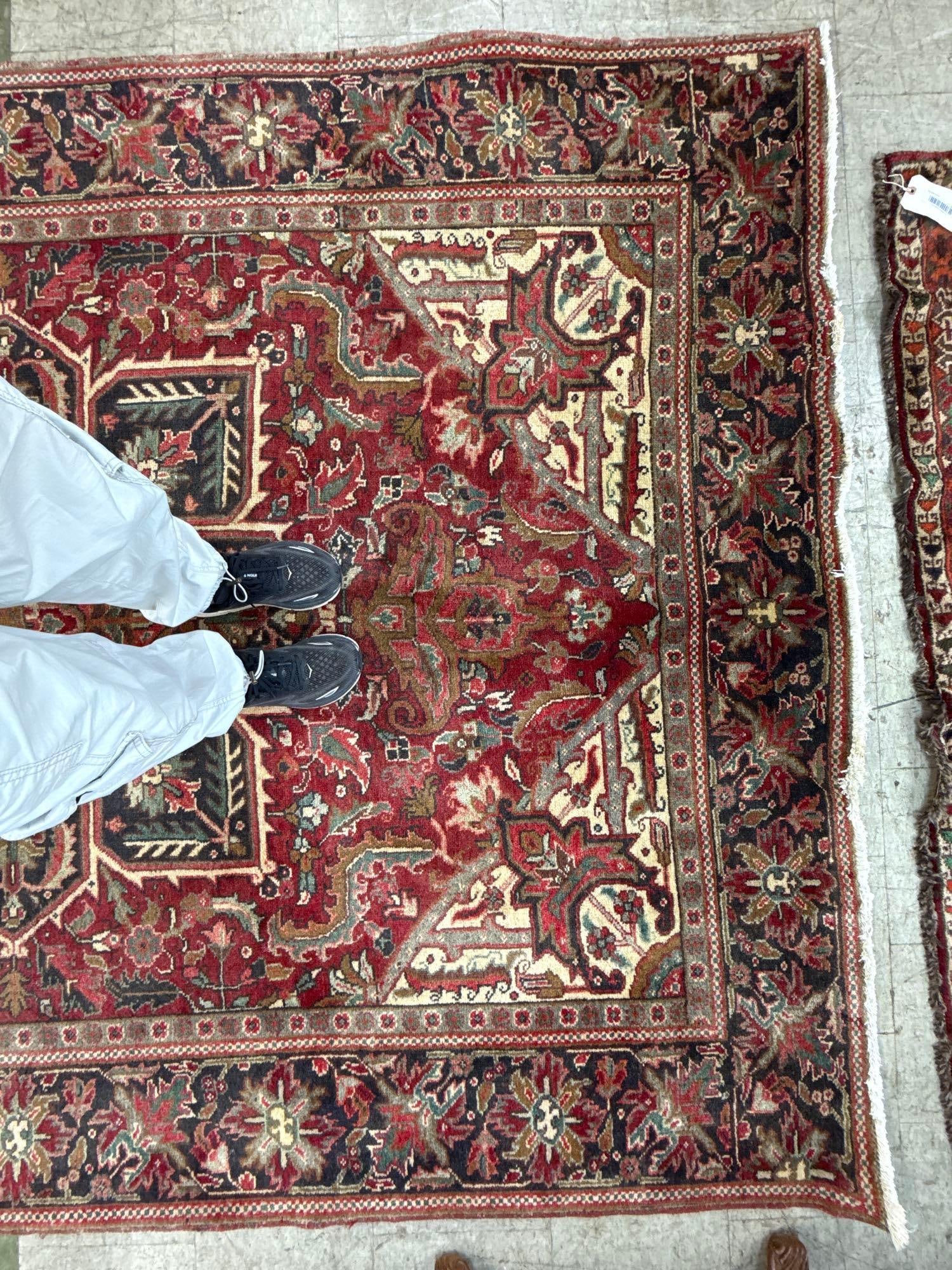 room size rug - 6'9" X 10' - 8