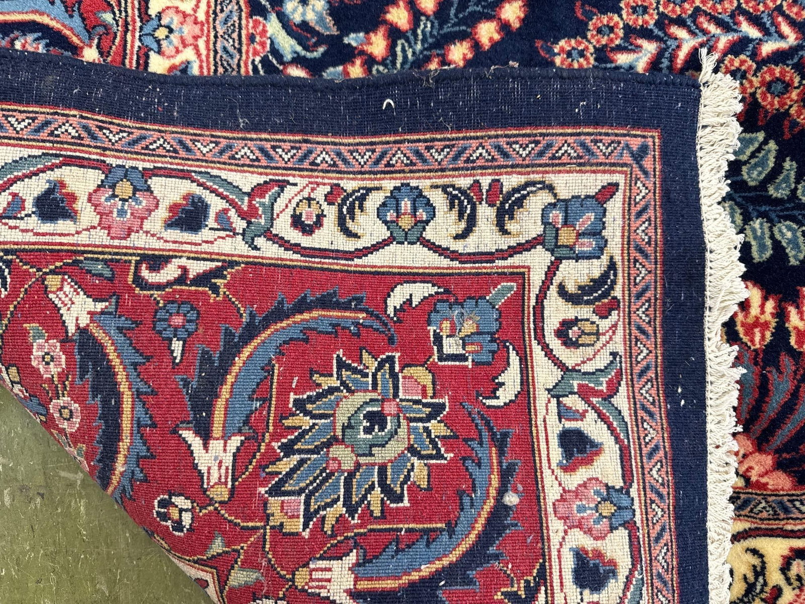 room size rug - 6'8" X 10' - 5