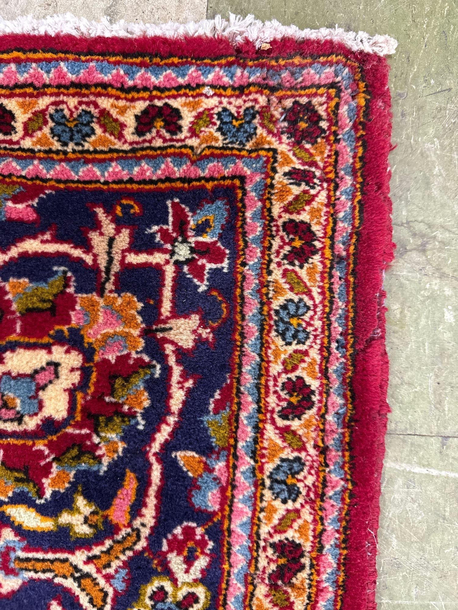 room size rug - 6'4" X 9'7" - 10