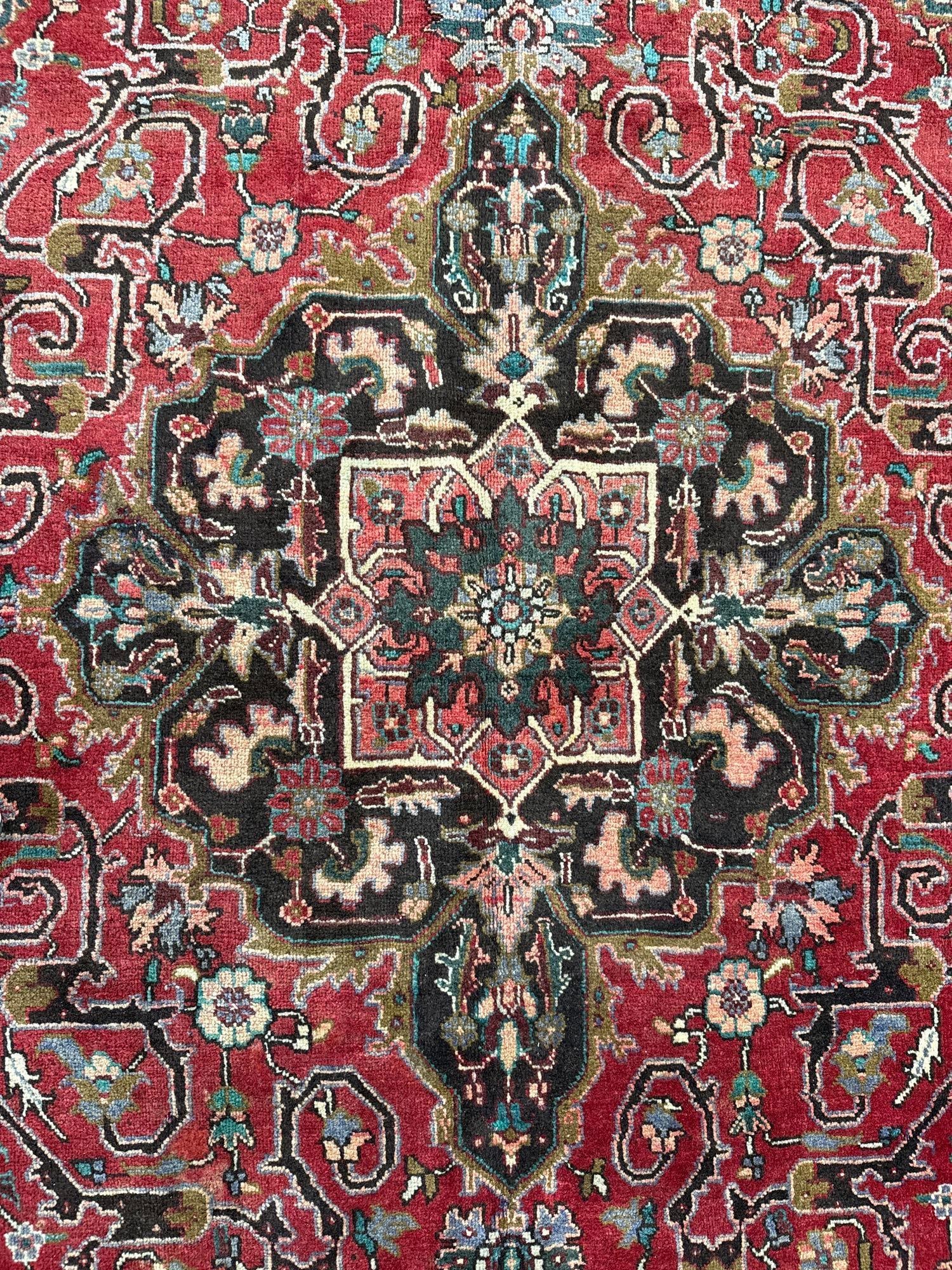 room size rug - 7'7" X 10'11" - 3