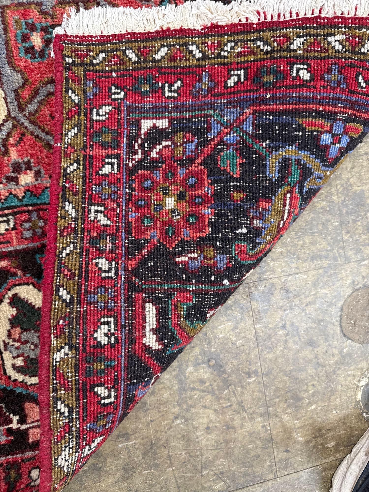 room size rug - 7'7" X 10'11" - 5
