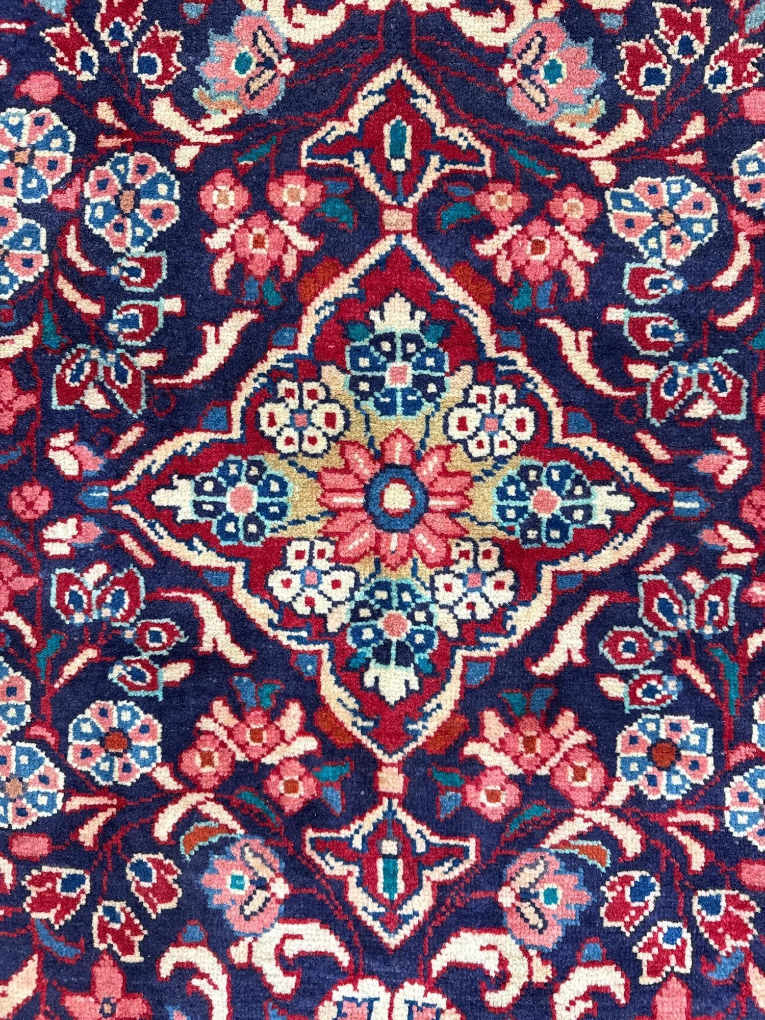 Area rug - 3'8" X 10'8" - 3