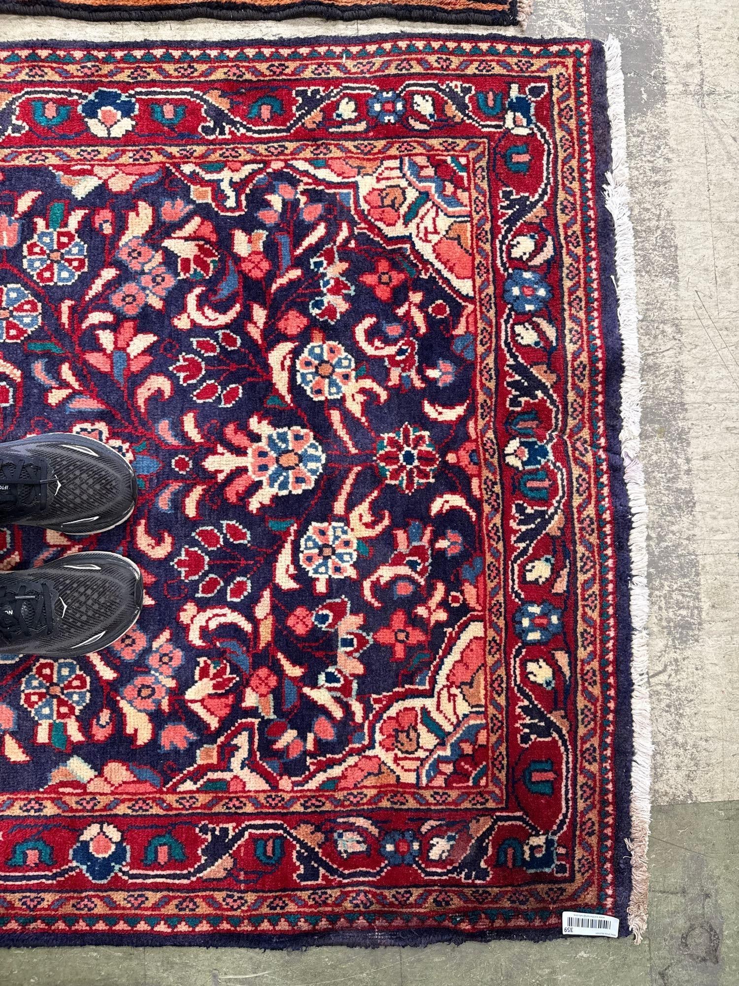 Area rug - 3'8" X 10'8" - 5