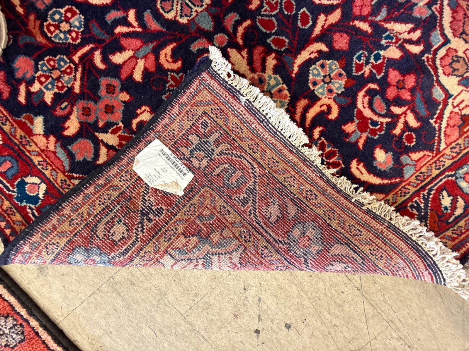 Area rug - 3'8" X 10'8" - 7