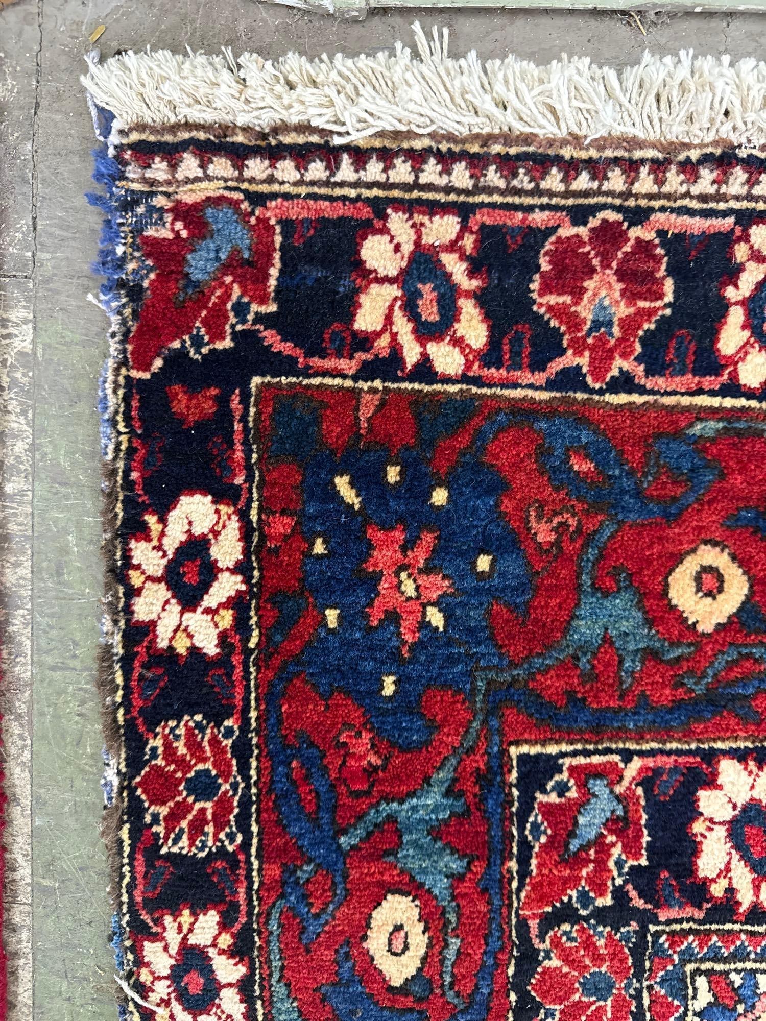 room size rug - 8'8" x 12' - 11