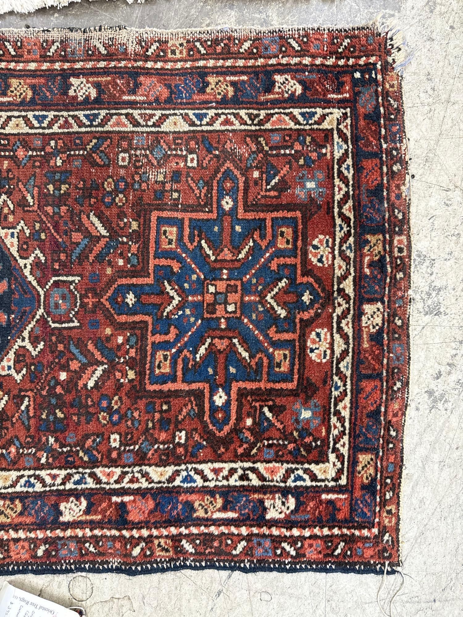 Hall runner rug - 2'4" X 8'11" - 6