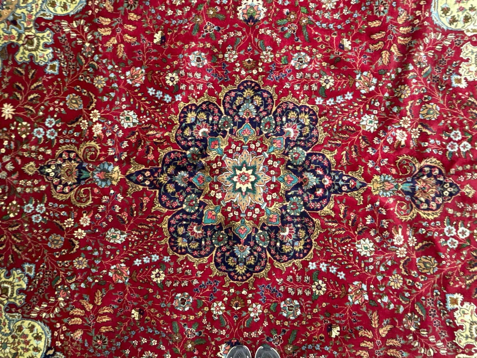 room size rug - 9'10" X 13" - 4