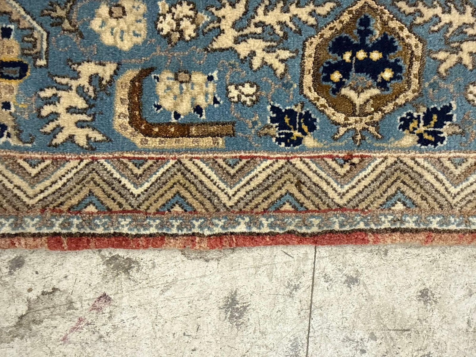 Wool prayer rug - 3'6" x 5'9" - 6