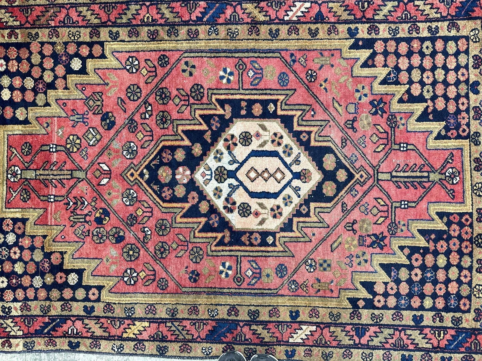 Persian Serapi Rug - 4'6" x 6'8" - 3
