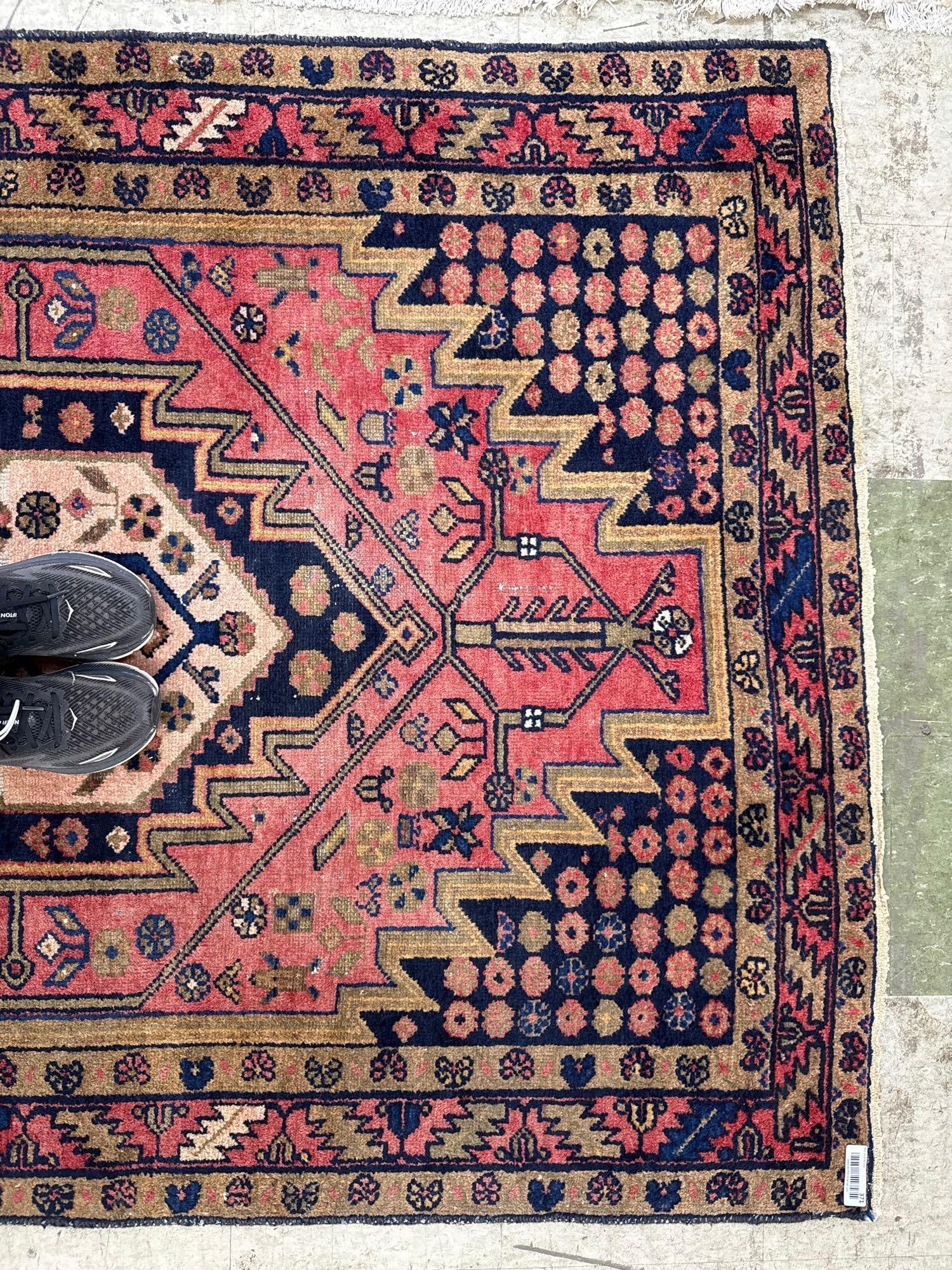 Persian Serapi Rug - 4'6" x 6'8" - 4