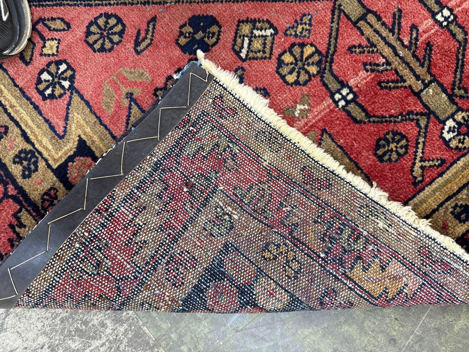 Persian Serapi Rug - 4'6" x 6'8" - 6