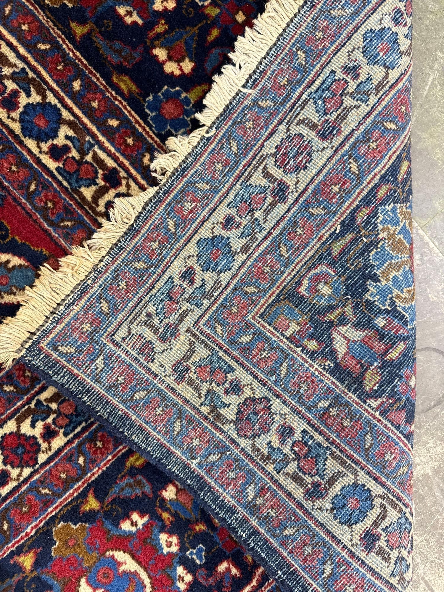 room size rug - 10'11" x 16'6" - 19