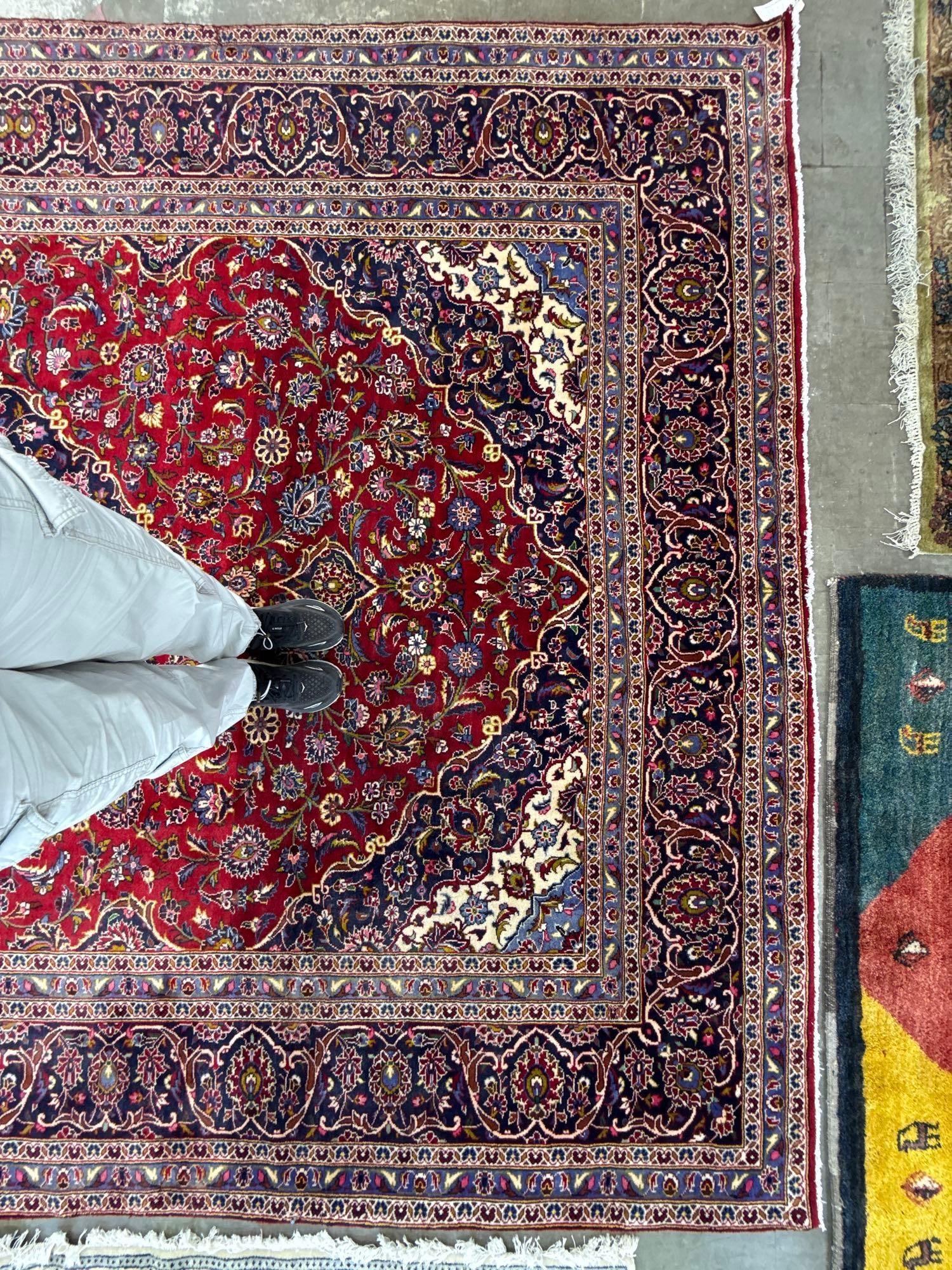 room size rug - 9'7" x 13'4" - 5