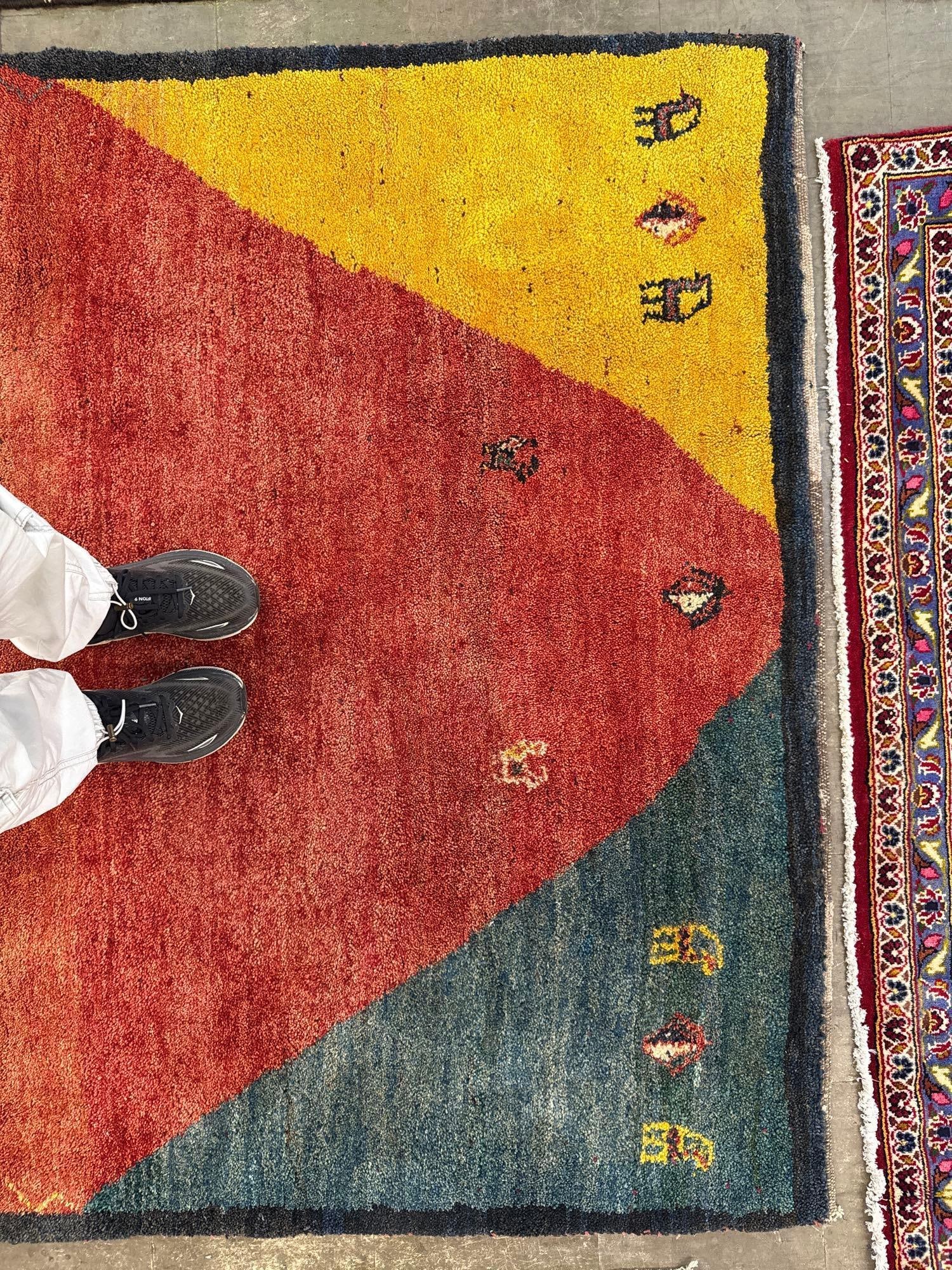 Area rug - 5'4" x 10'2" - 3