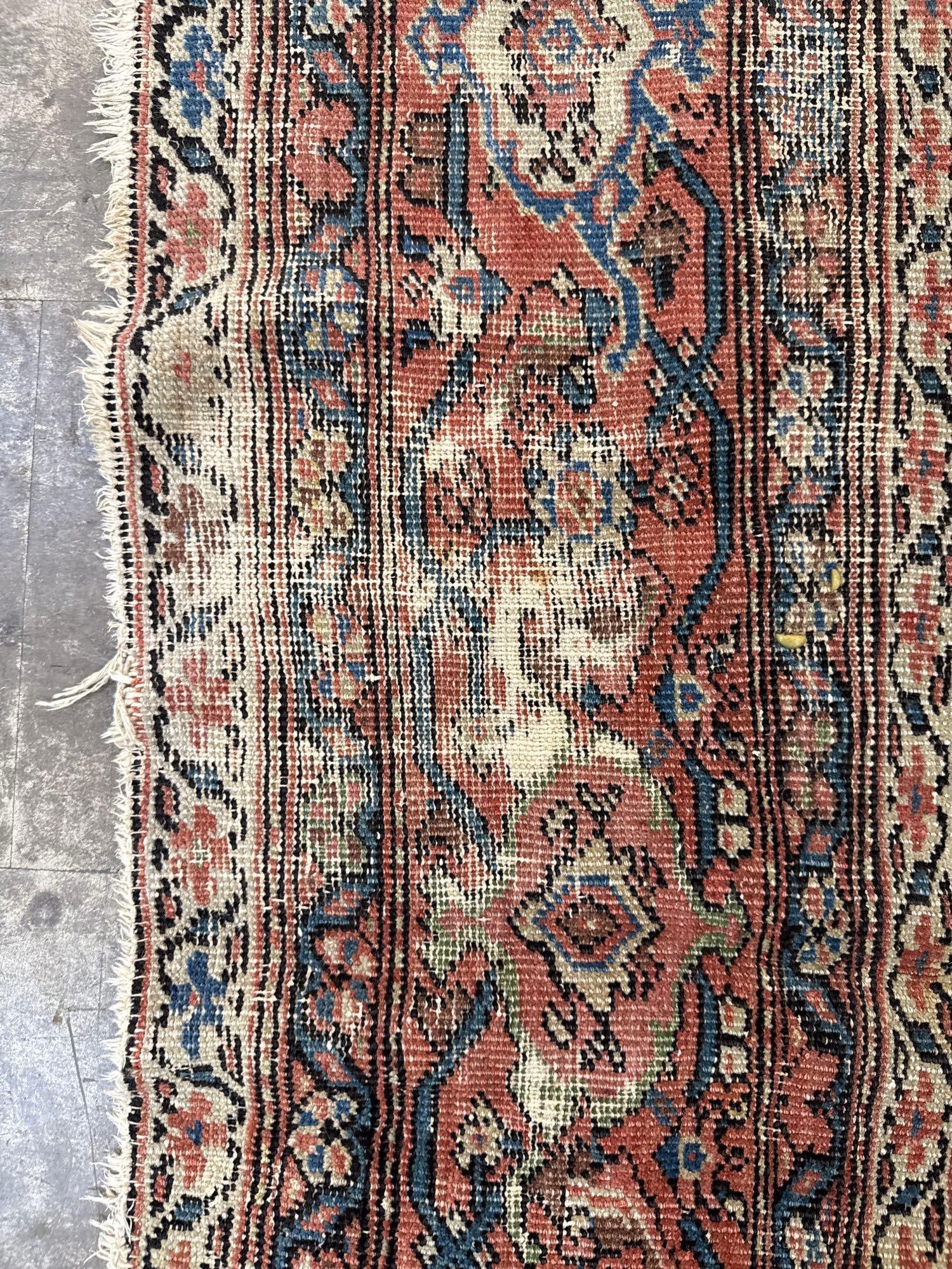 room size rug - 10'7" x 13'4" - 11
