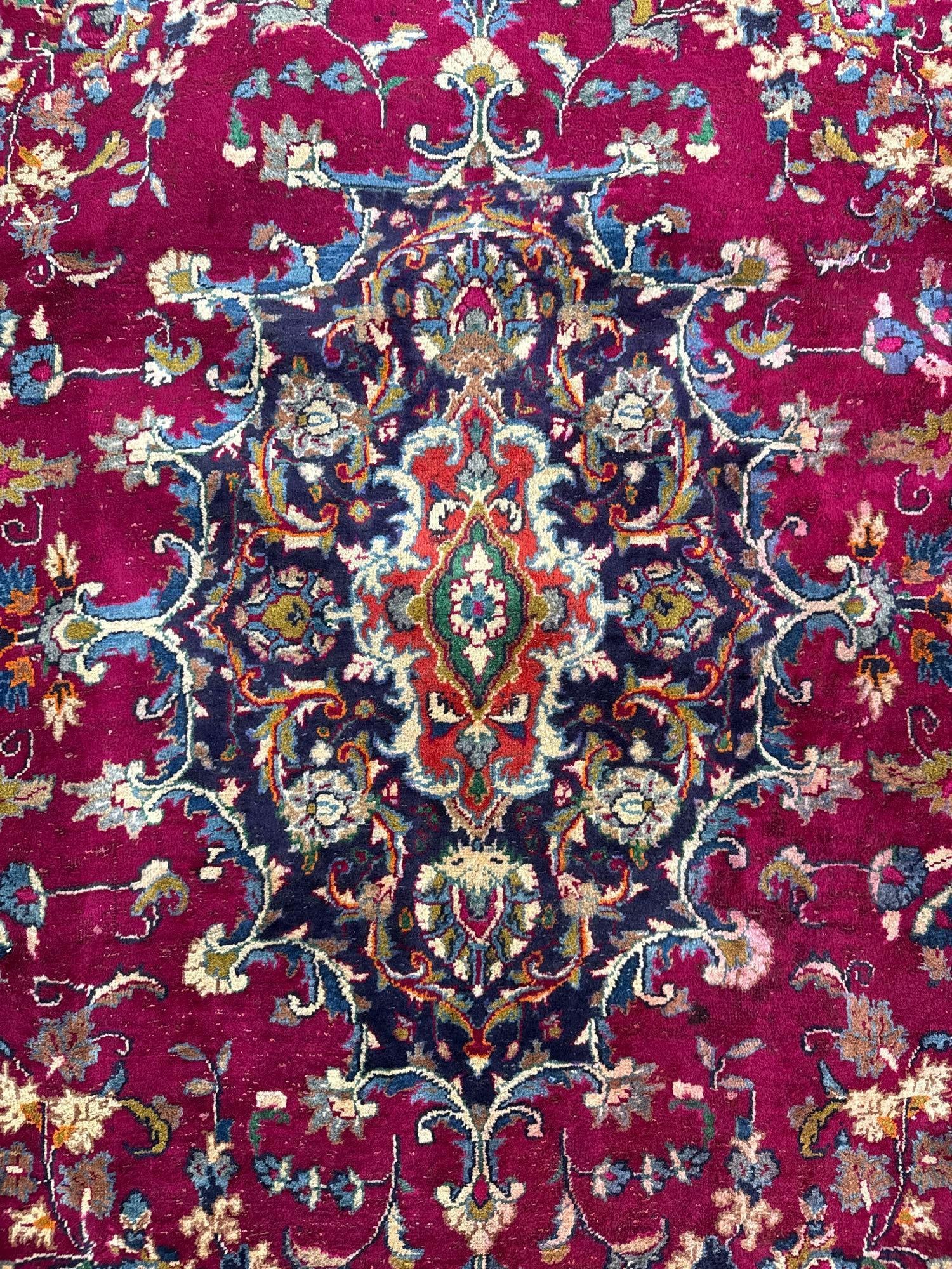 room size rug -8'5" x 11'10" - 3