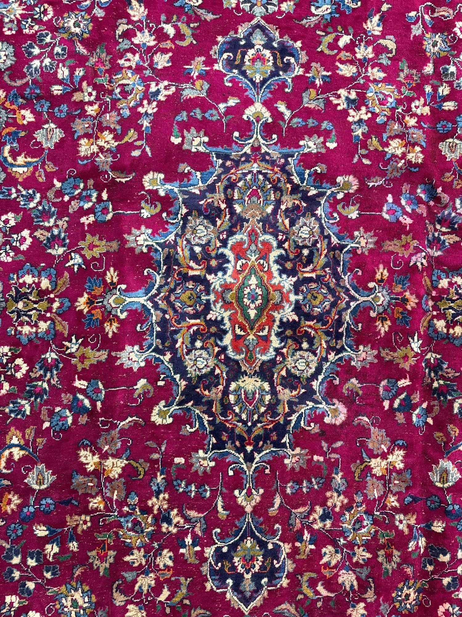 room size rug -8'5" x 11'10" - 4