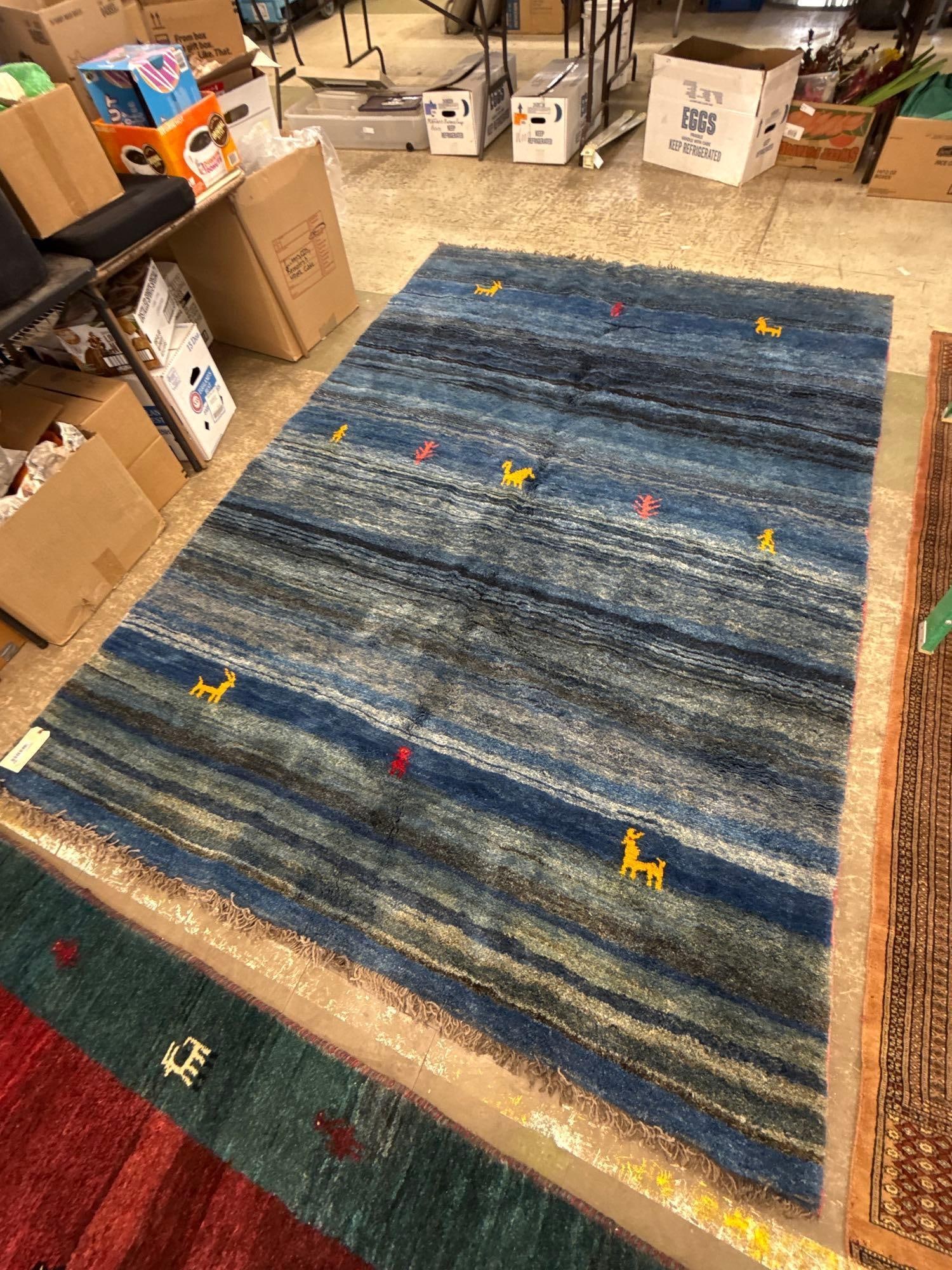 Area rug - 6'7" x 9'7" - 2