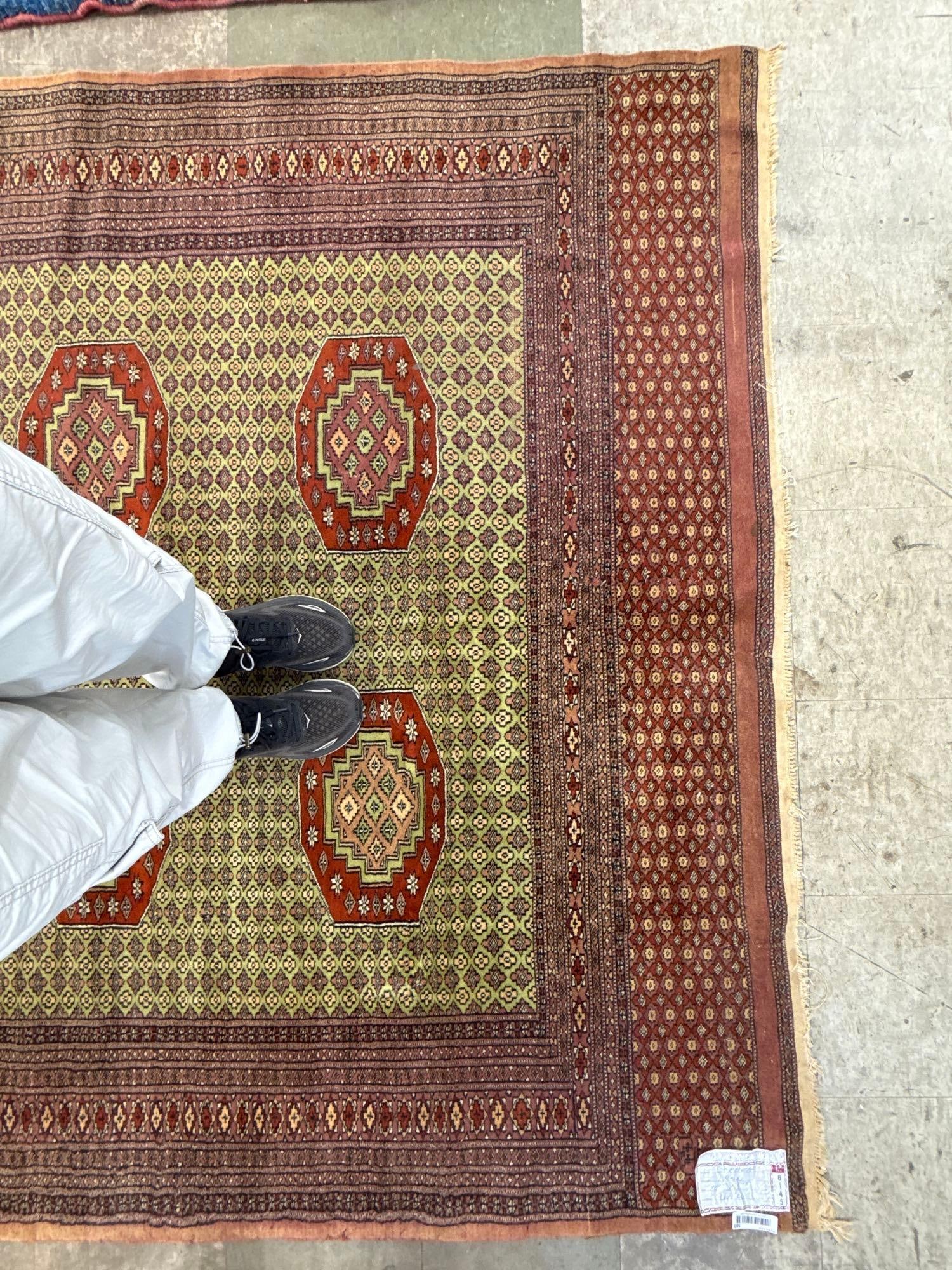 Area Rug - 6'2" x 9' - 4