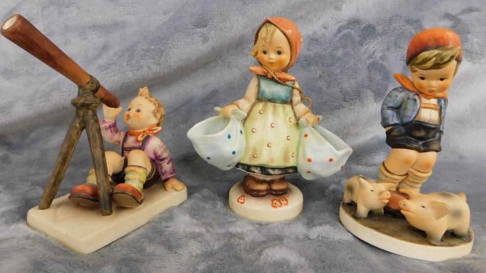Goebel - M.I. Hummel - 3 Pieces - #935 "Farm Boy" - #888 "Star Gazer" (1 of 14)