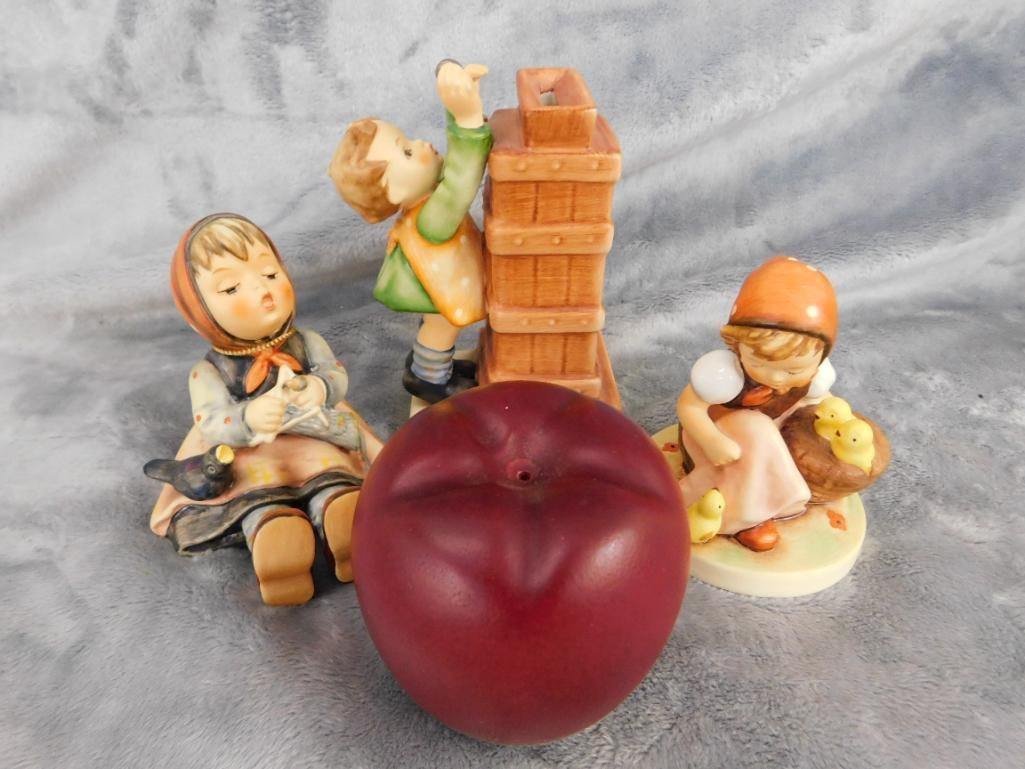 Goebel - M.I. Hummel - 3 pieces - #931 "Happy Past Time" - #663 "Little Thrifty" - 12