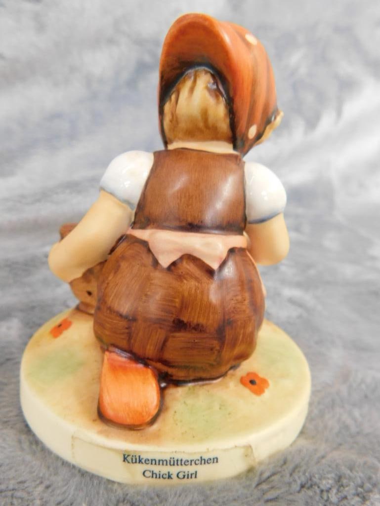 Goebel - M.I. Hummel - 3 pieces - #931 "Happy Past Time" - #663 "Little Thrifty" - 9