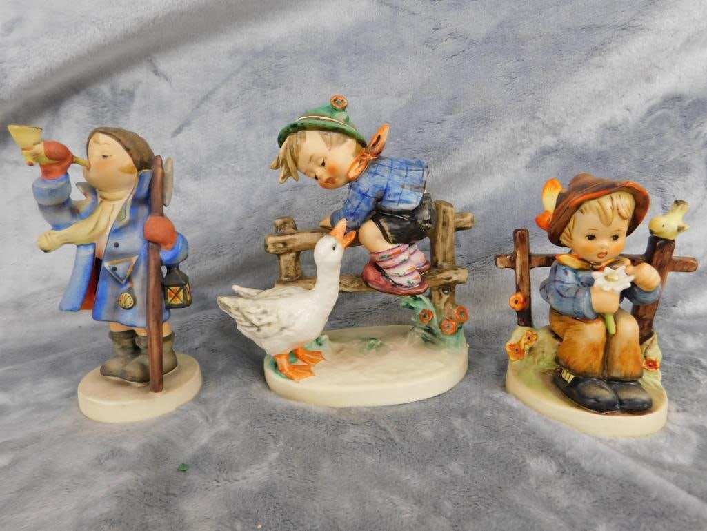 Goebel - M.I. Hummel - 3 Pieces - #195 "Barnyard Hero" - #15 "Hear Ye Hear Ye" - 12