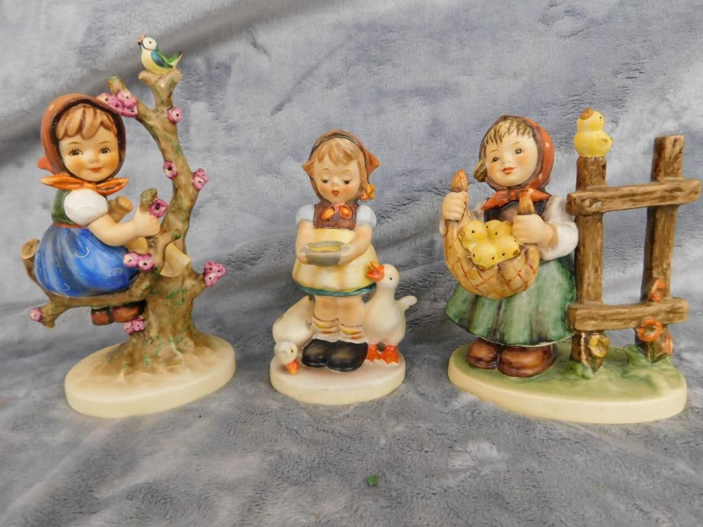Goebel - M.I. Hummel - 3 Pieces - #197 "Be Patient" - #147 "Apple Tree Girl" - 12