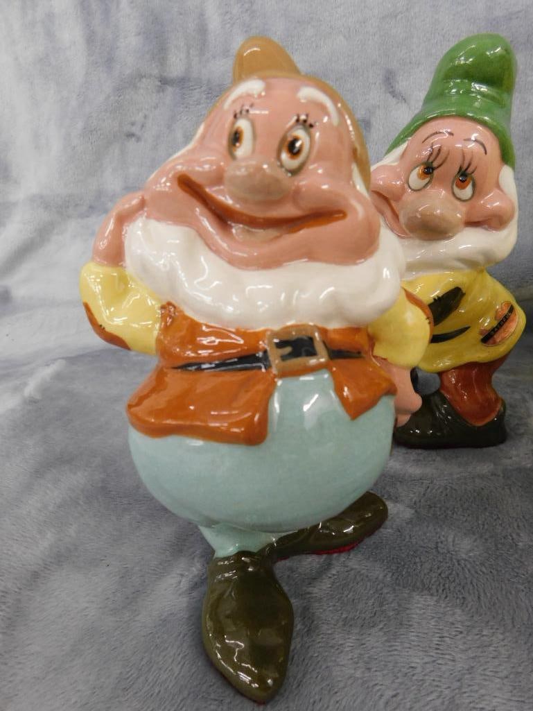 American Pottery Co. - Disney Snow White and The Seven Dwarfs" - 8 Pieces - 4