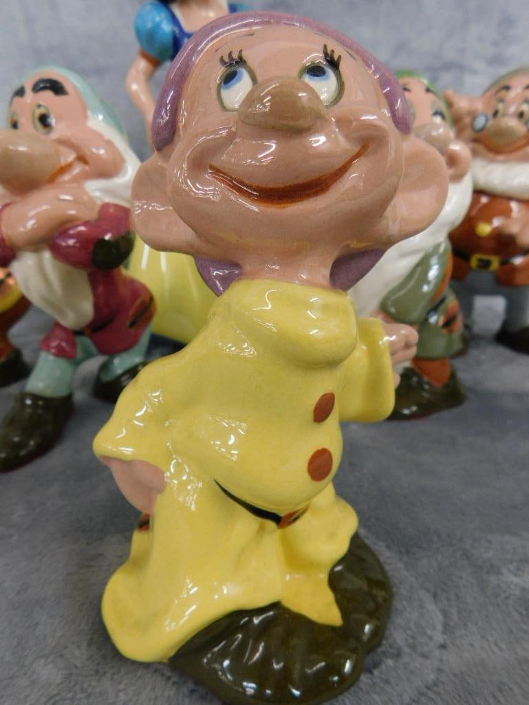 American Pottery Co. - Disney Snow White and The Seven Dwarfs" - 8 Pieces - 7