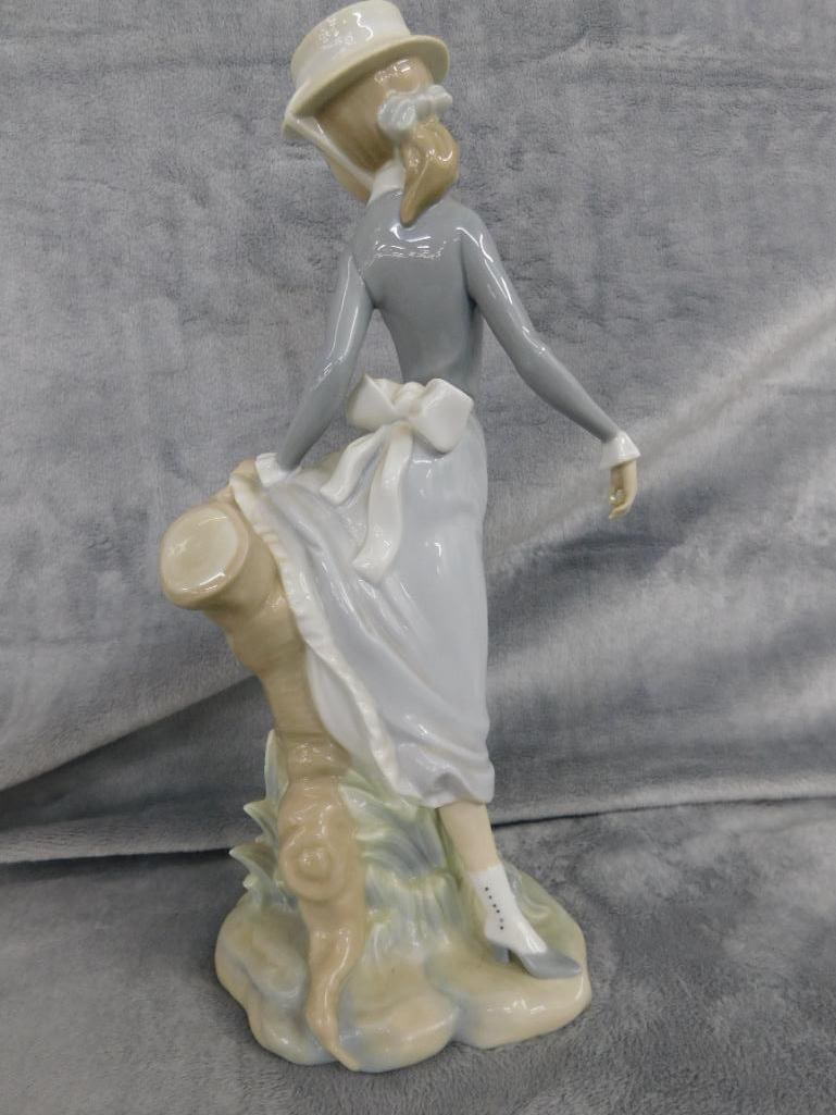 Lladro Porcelain Figure - Lady Against a Tree Stump - 11.25" x 5.5" x 3.75" - 3