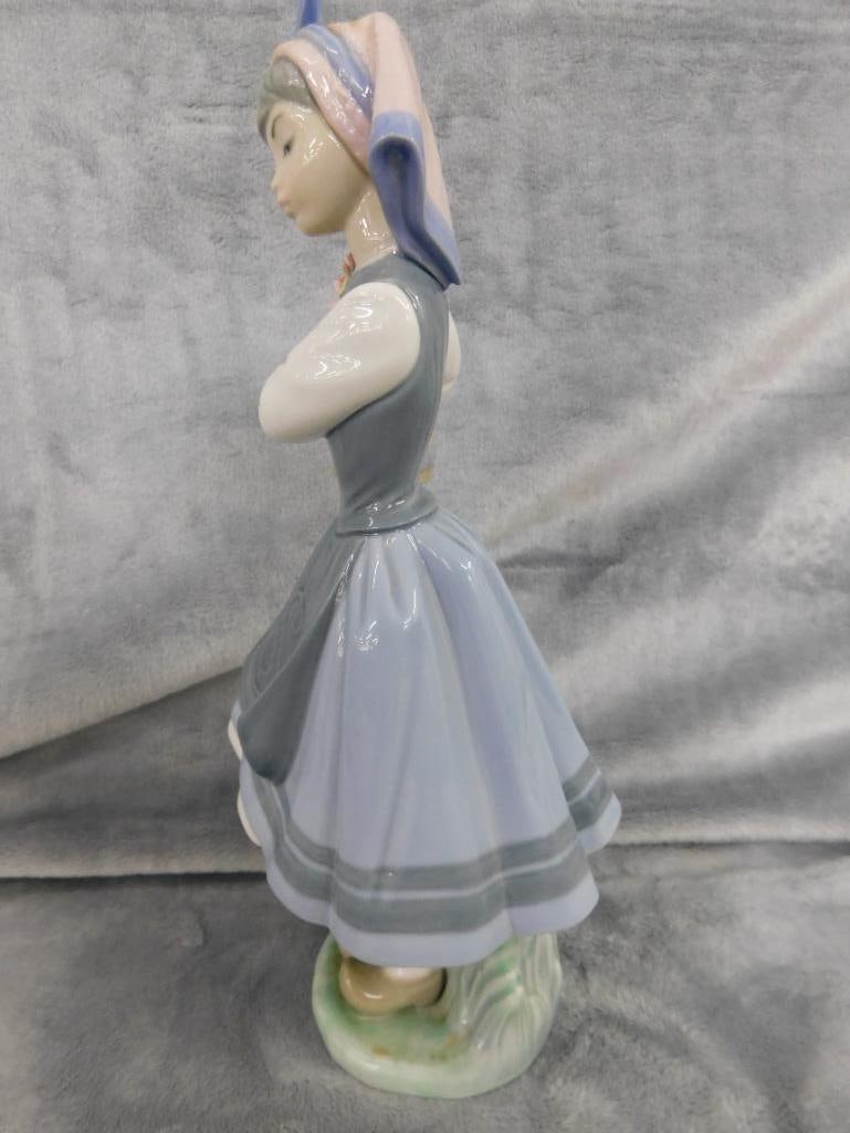 Lladro Porcelain Figure - #1416 - "Girl with Bucket of Flowers" - 10.5" x 4.5" x 5" - 4