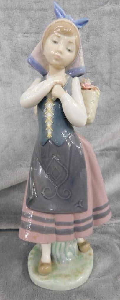 Lladro Porcelain Figure - Girl With Flower Basket Off Shoulder - 10.5" x 4.5" x 4": See Photos For Description and Condition