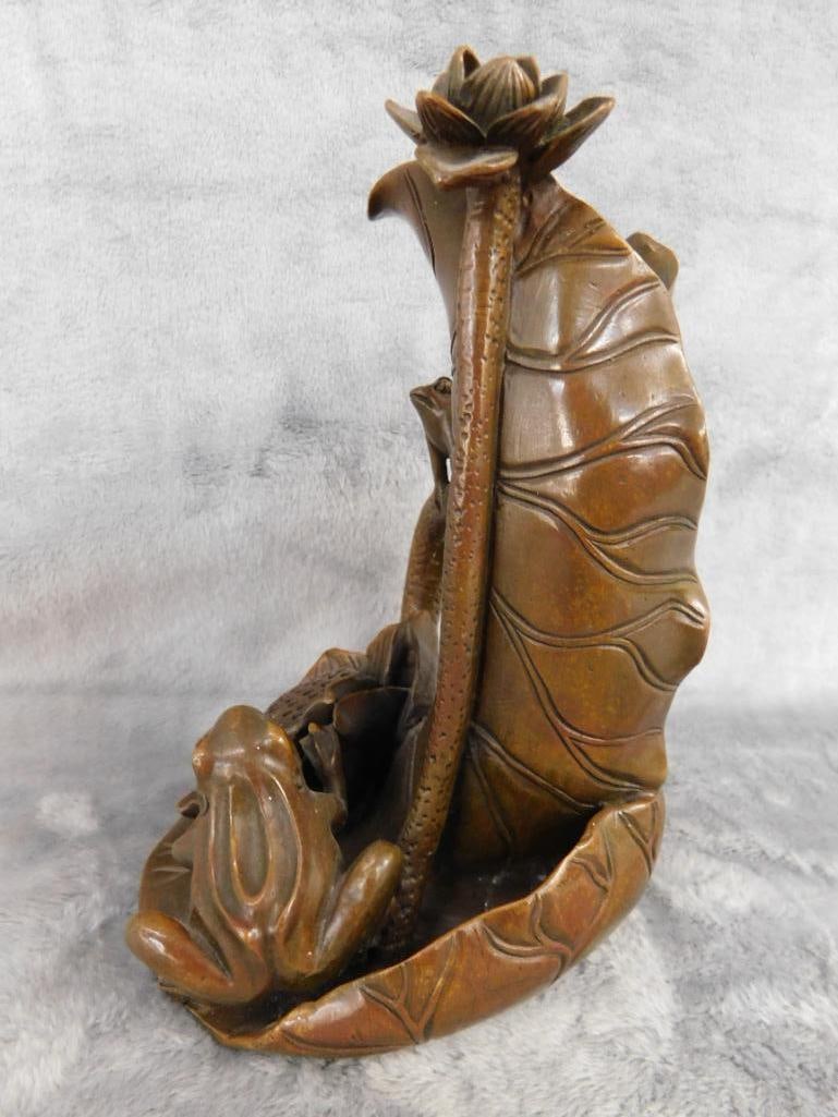 Chinese Bronze Vase - Frogs water Lilies - Unsigned - 7" x 5.25" x 5" - 6