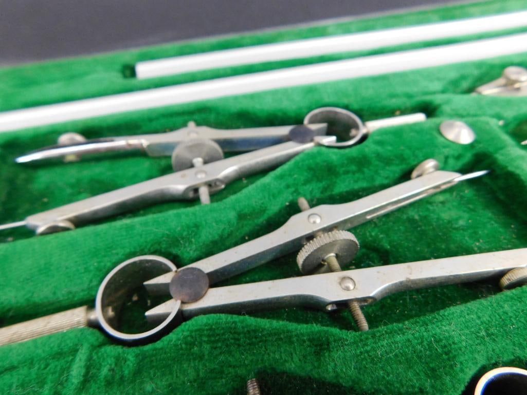 Vintage Dietzgen "Master Pro" Compass Set In Case - Missing 1 Item - 4