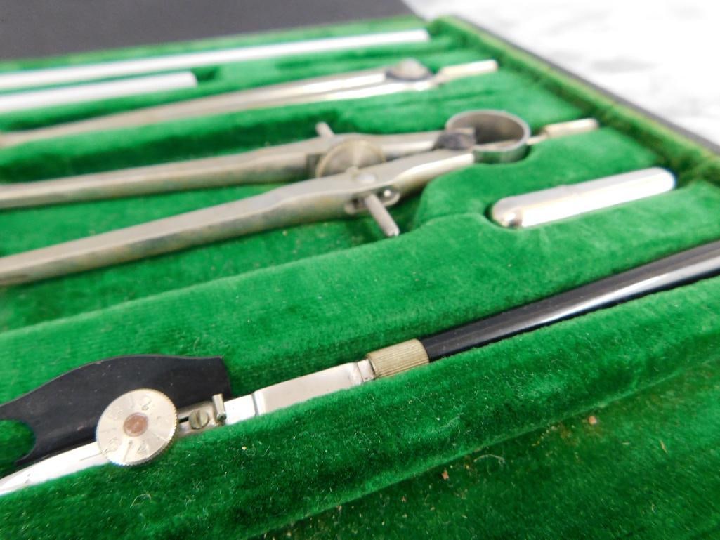 Vintage Dietzgen "Master Pro" Compass Set In Case - Missing 1 Item - 8