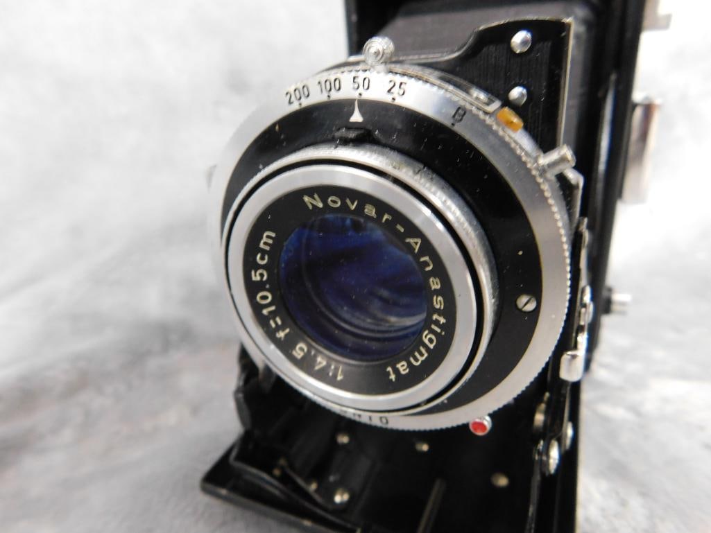 Vintage Zeiss Ikon Camera - Fold Out Bellows - 2