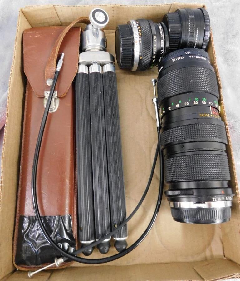 Box Lot Camera Accessories - Vivitar 75-205mm 1:3.8 Lens - Vivitar MC Tele Converter 2X-21 (1 of 8)
