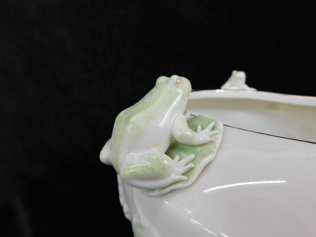 Lenox Porcelain Frog Jardineire - Original Box - 6" x 9.5" - 3