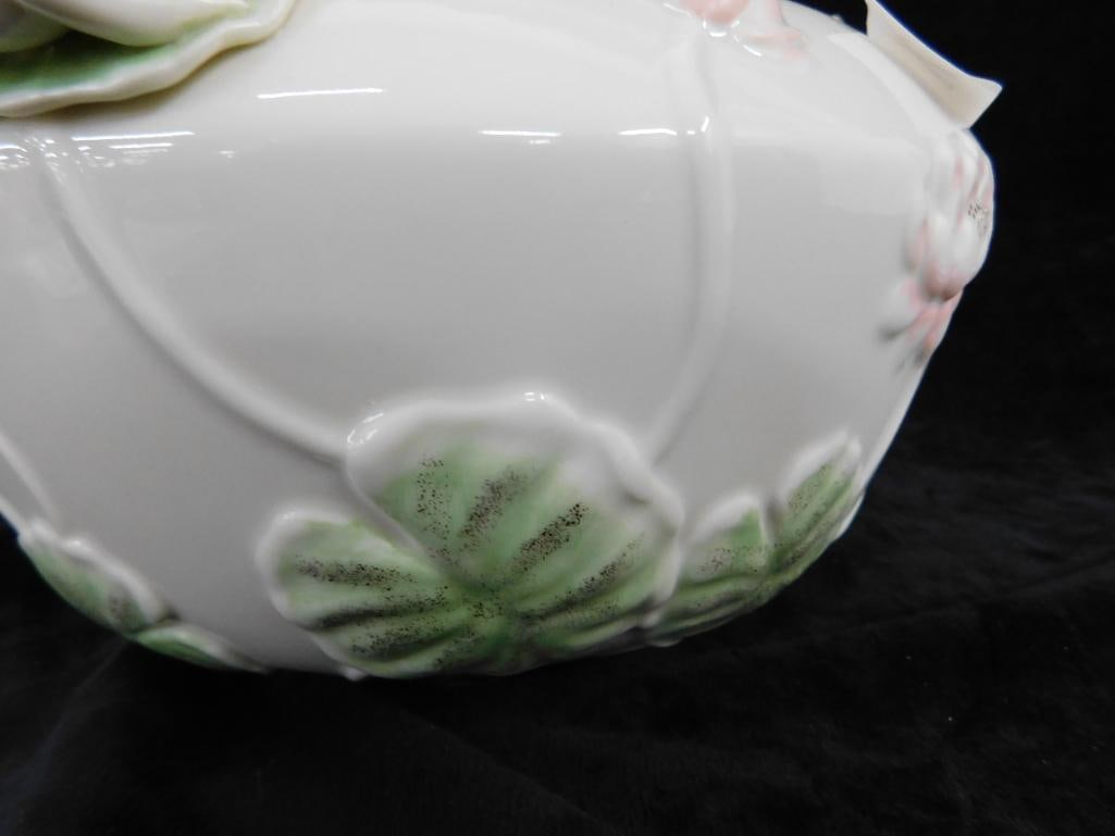 Lenox Porcelain Frog Jardineire - Original Box - 6" x 9.5" - 6