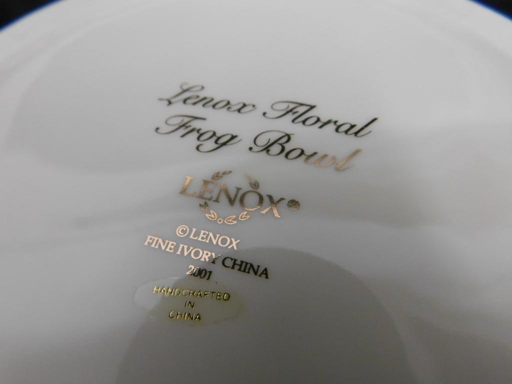 Lenox Porcelain Frog Jardineire - Original Box - 6" x 9.5" - 7